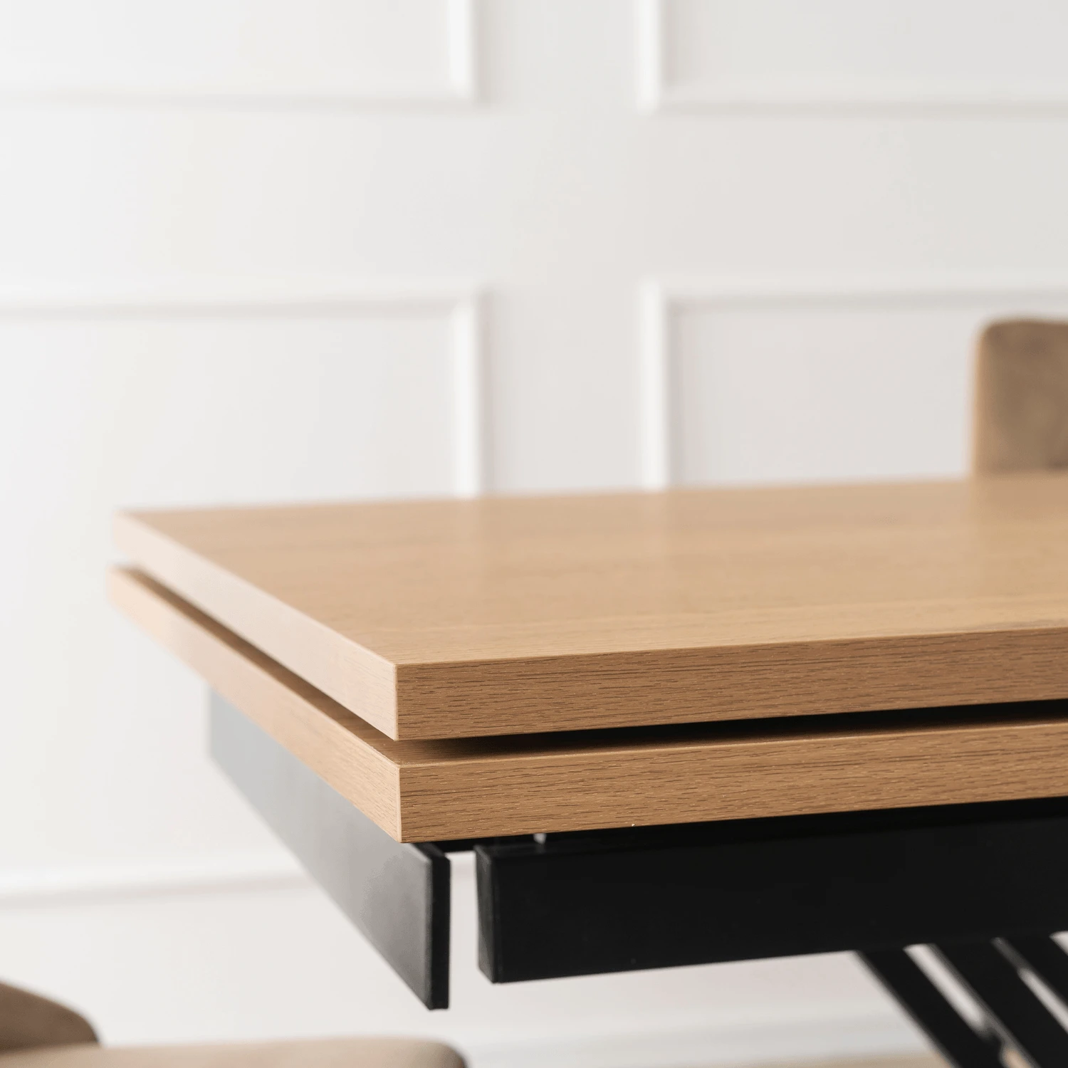 Rozkladací stôl REX 160-220 cm, dub/čierny, MDF