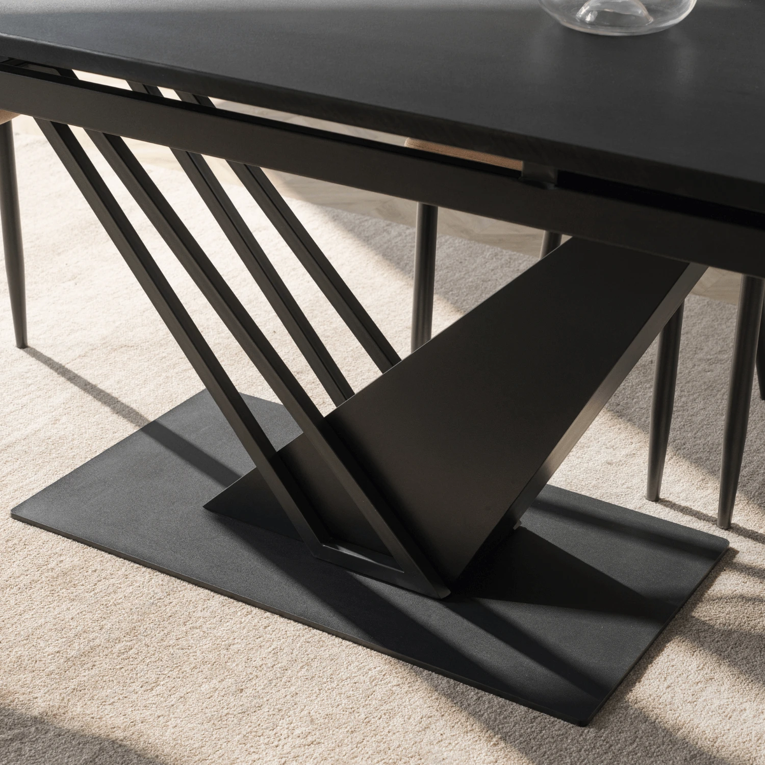 Rozkladací stôl REX 160-220 cm, čierny, MDF